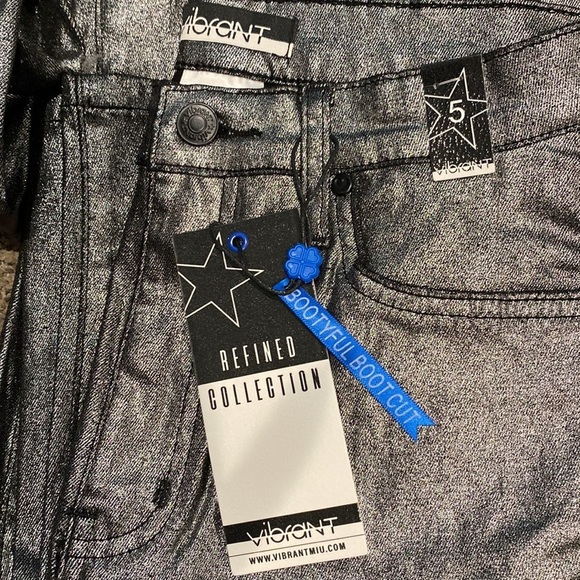 Vibrant Silver Gray Metallic Bootcut Flare Denim Shiny Pants NWT Multiple Sizes - Picture 14 of 16